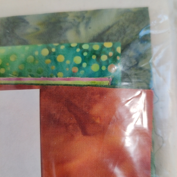 Toni Whitney Design Poppies Quilt Sewing Kit, Wall Hanging Art, 2012 - Picture 7 of 7